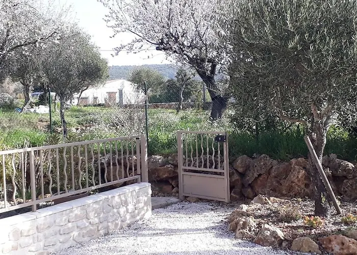 Maison 2 Ou 4 Personnes Jardin Parking Les Amandiers