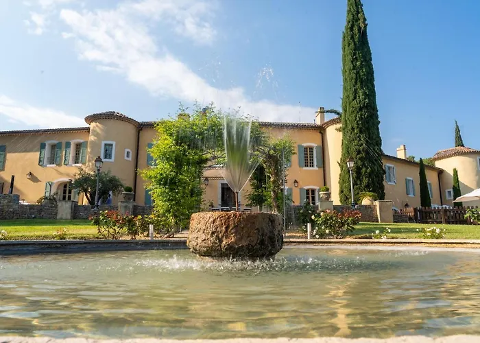 Chateau Les Crostes